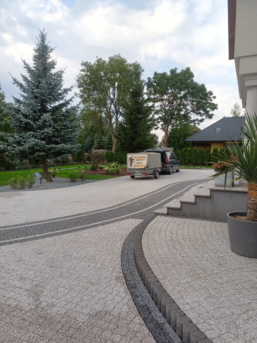 Umyty dach po pracy ekipy UMYJEMY